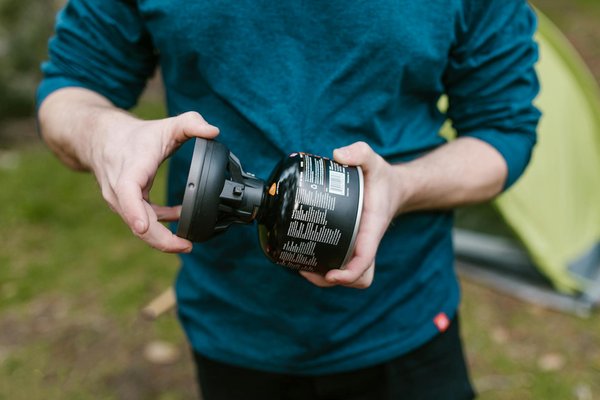 Évadez-vous au camping de Blois : chalets et nature à explorer